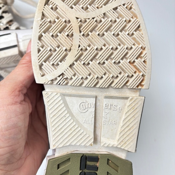 Converse Hi-Top Canvas Ladies size 6.5 - Picture 7 of 7